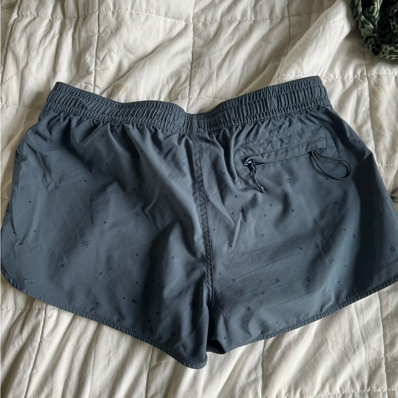 Patagonia M Workout Shorts - Picture 4 of 4